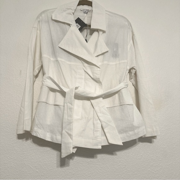 Fashion Nova Jackets & Blazers - *Set* Fashion Nova, ‘Still Workin’, Women's White Belted Jacket and Shorts Set